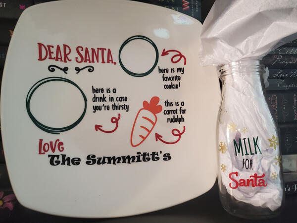 SANTA PLATE AND MILK BOTTLE